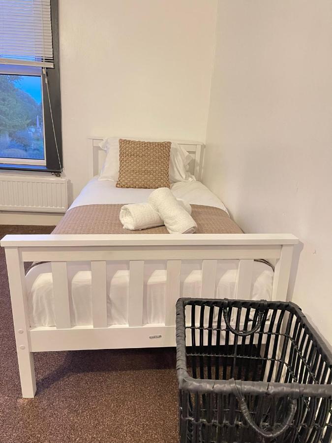 Jasper's Pet-Friendly Family Haven Villa Cambridge  Exterior photo