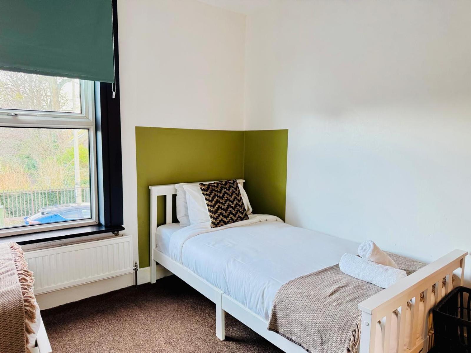 Jasper's Pet-Friendly Family Haven Villa Cambridge  Exterior photo