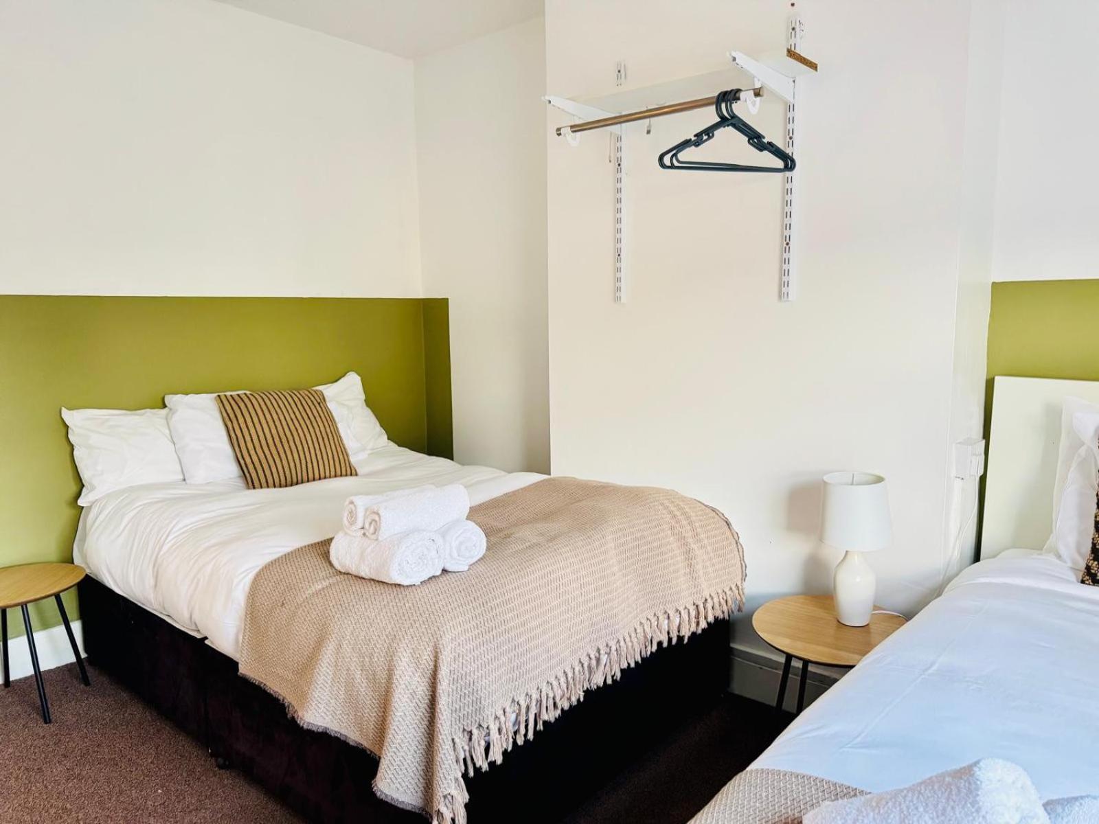 Jasper's Pet-Friendly Family Haven Villa Cambridge  Exterior photo