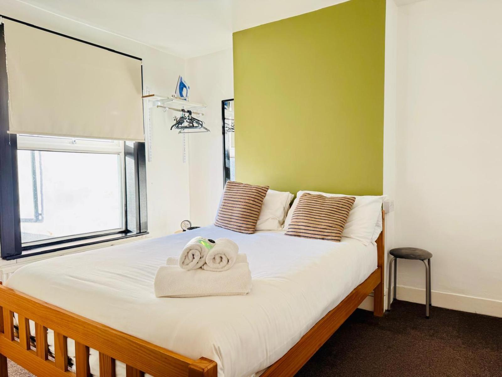 Jasper's Pet-Friendly Family Haven Villa Cambridge  Exterior photo